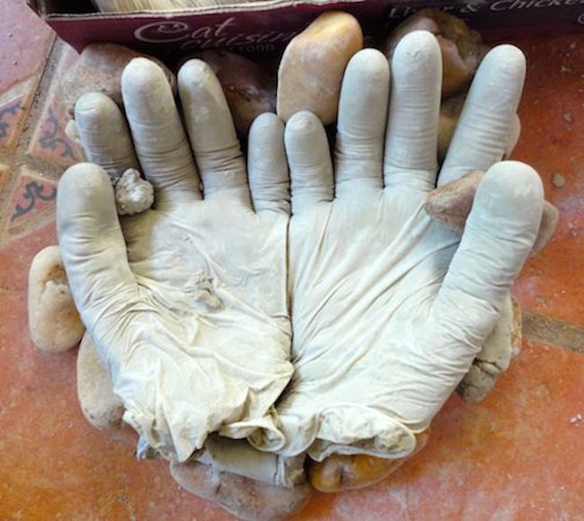 concrete garden gloves5