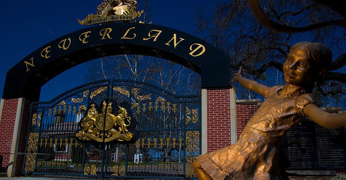 A Rare Inside Look At Michael Jackson’s Abandoned Neverland Ranch