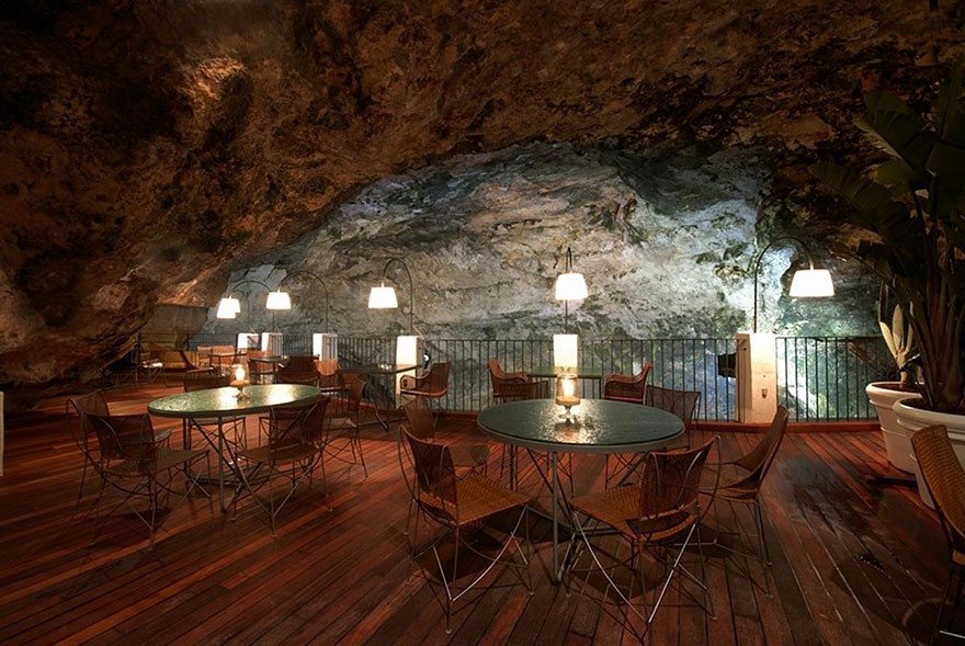 italian cave restaurant 4