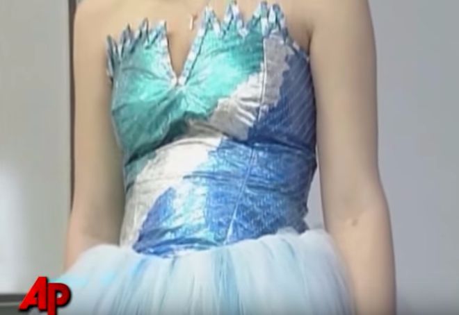 prom dress from gum wrappers 2