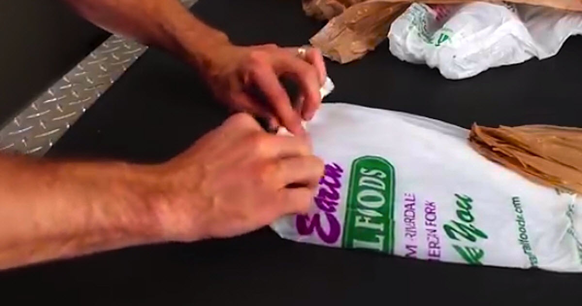 He Rolls A Plastic Shopping Bag At One End. The Results? This Is GENIUS!