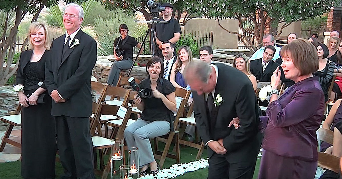 Bride And Groom Go To Say Vows, But Suddenly, Priest Tells Their Confused Parents To Stand Up