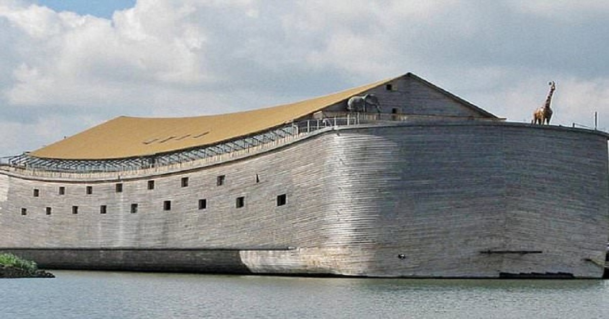 Dutch Carpenter Who Built Huge Ark Replica Plans To Sail It To Israel