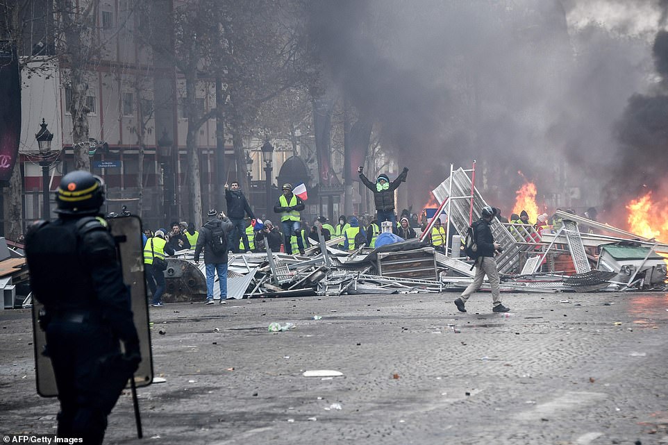 Paris fuel tax protest